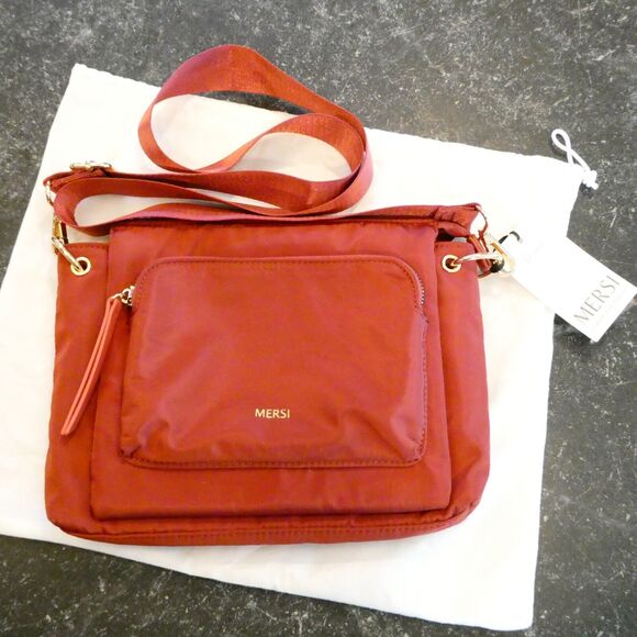 Mersi Purse Erin Rust Orange Red Gold Nylon Zip Compartments Seatbelt Strap NEW - Picture 1 of 13